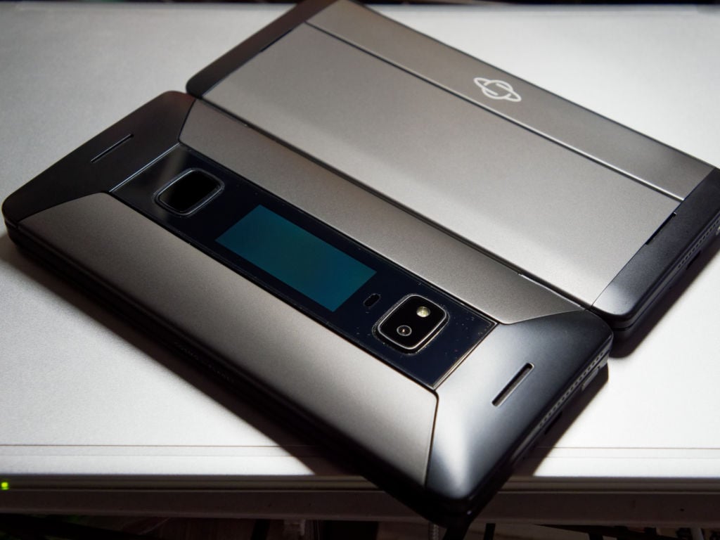 Gemini と Communicator のサイズ比較